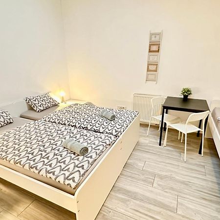 Center Station Rooms Ljubljana Extérieur photo